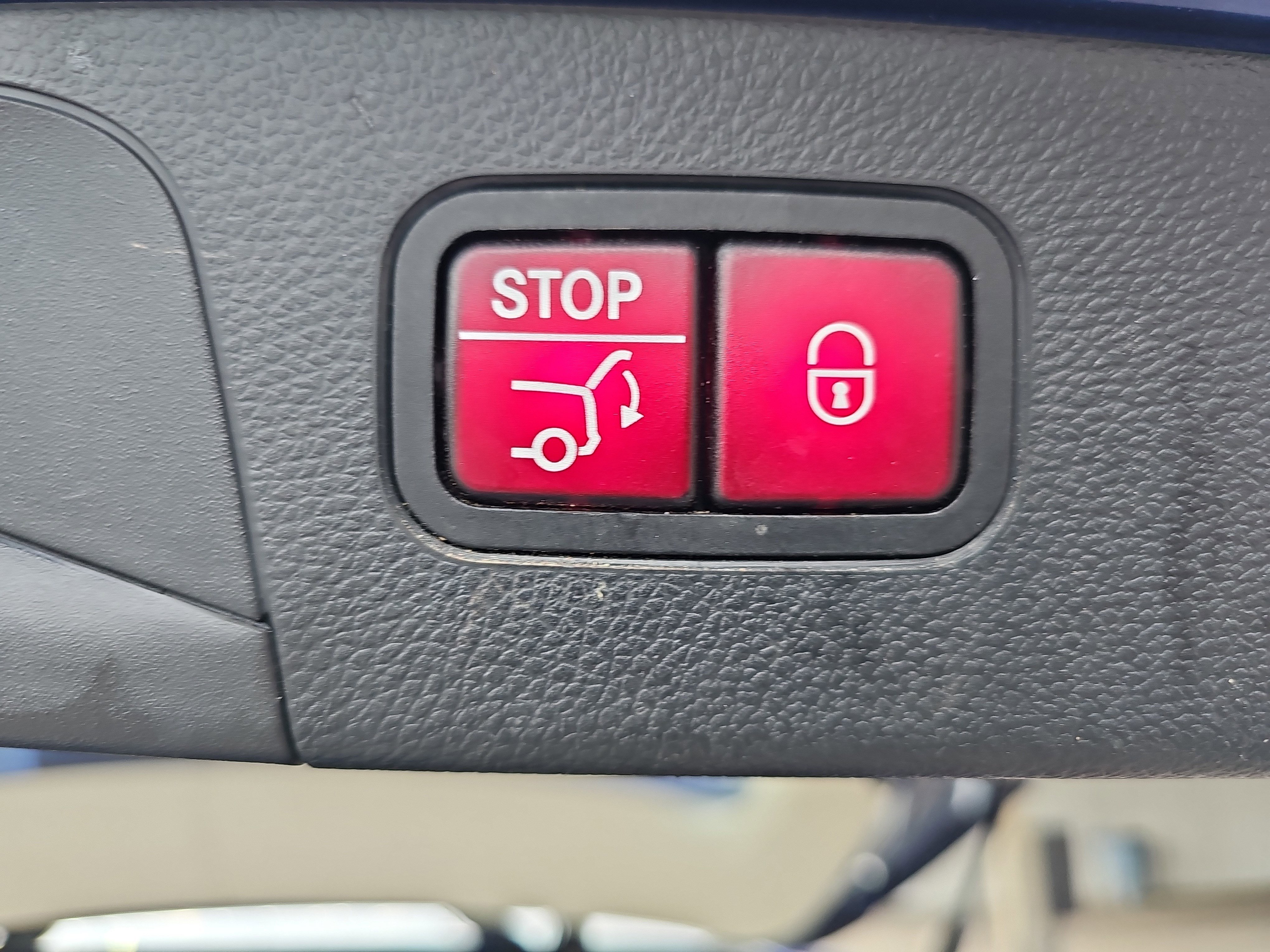 Used 2018 Mercedes-Benz GLC 300 image 13