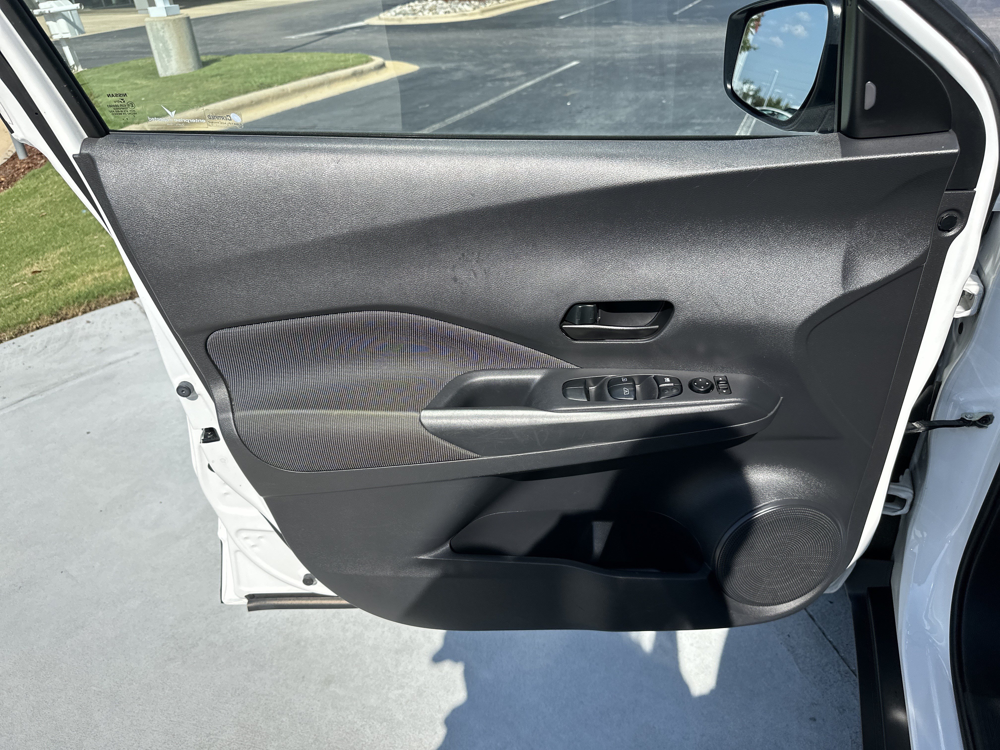 Used 2020 Nissan Kicks S FWD image 14