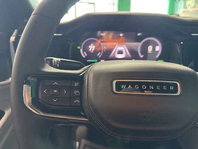 Used 2025 Jeep Wagoneer S Limited image 23