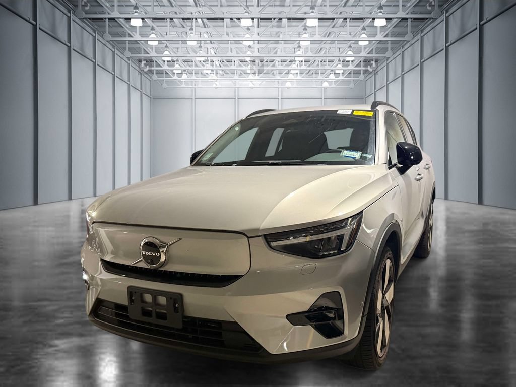 Used 2023 Volvo XC40 Recharge Plus w/ Protection Package Premier