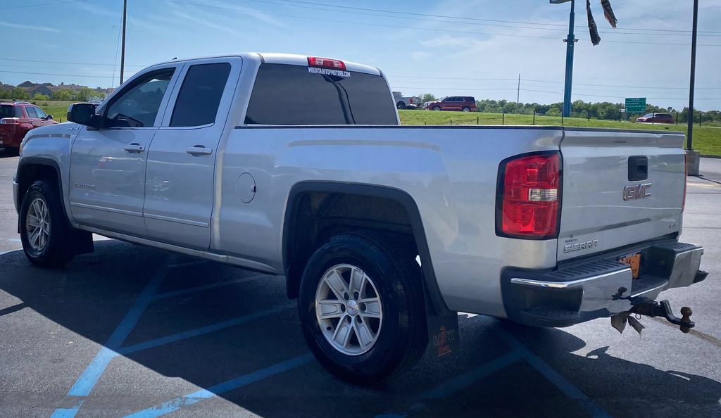 Used 2015 GMC Sierra 1500 SLE w/ SLE Value Package AWD/4WD image 21