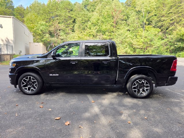 Used 2026 RAM 1500 Laramie AWD/4WD image 11