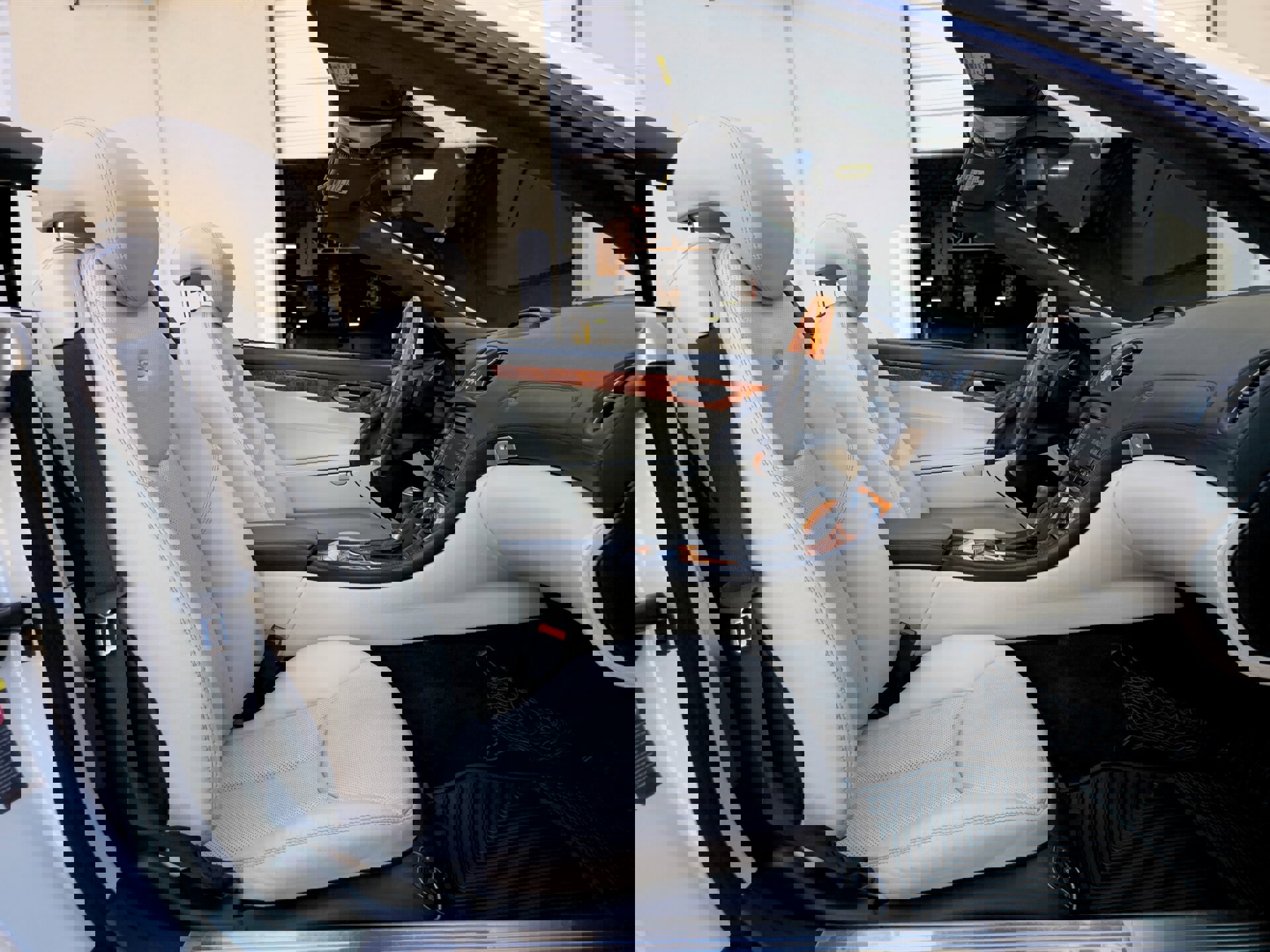 Used 2007 Mercedes-Benz SL 550 image 28