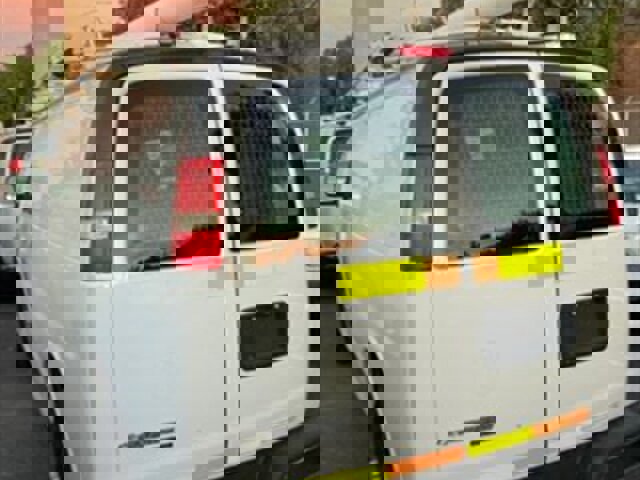 Used 2014 Chevrolet Express 2500 image 5