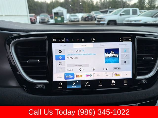New 2026 Chrysler Voyager LX FWD image 15