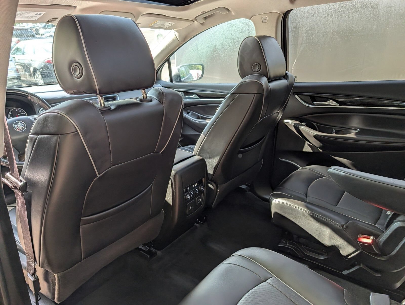 Used 2020 Buick Enclave Avenir w/ Avenir Technology Package AWD/4WD image 26