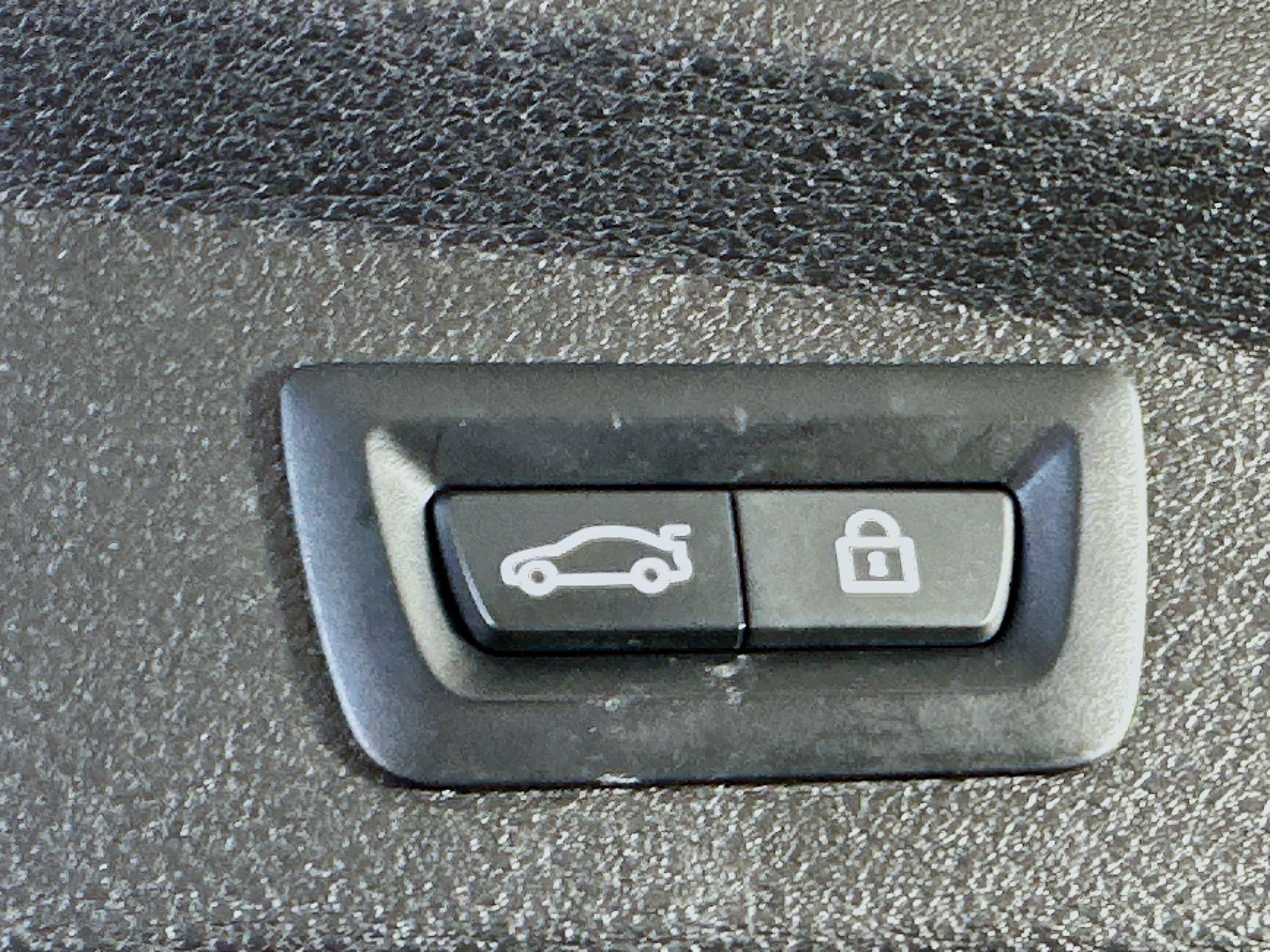 Used 2022 BMW X2 sDrive28i w/ Convenience Package FWD image 30