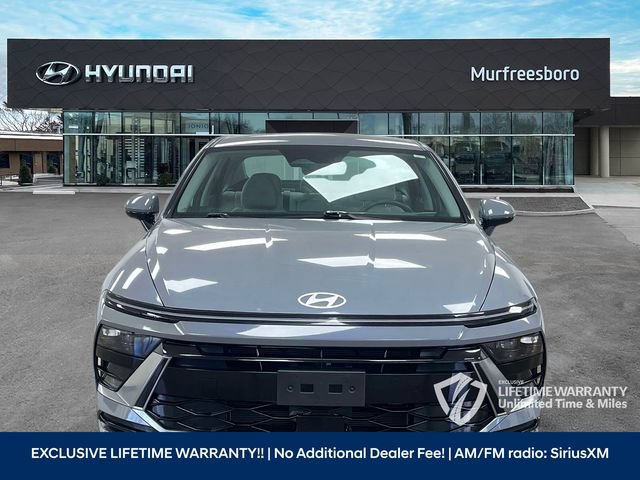 Used 2025 Hyundai Sonata SEL FWD image 2