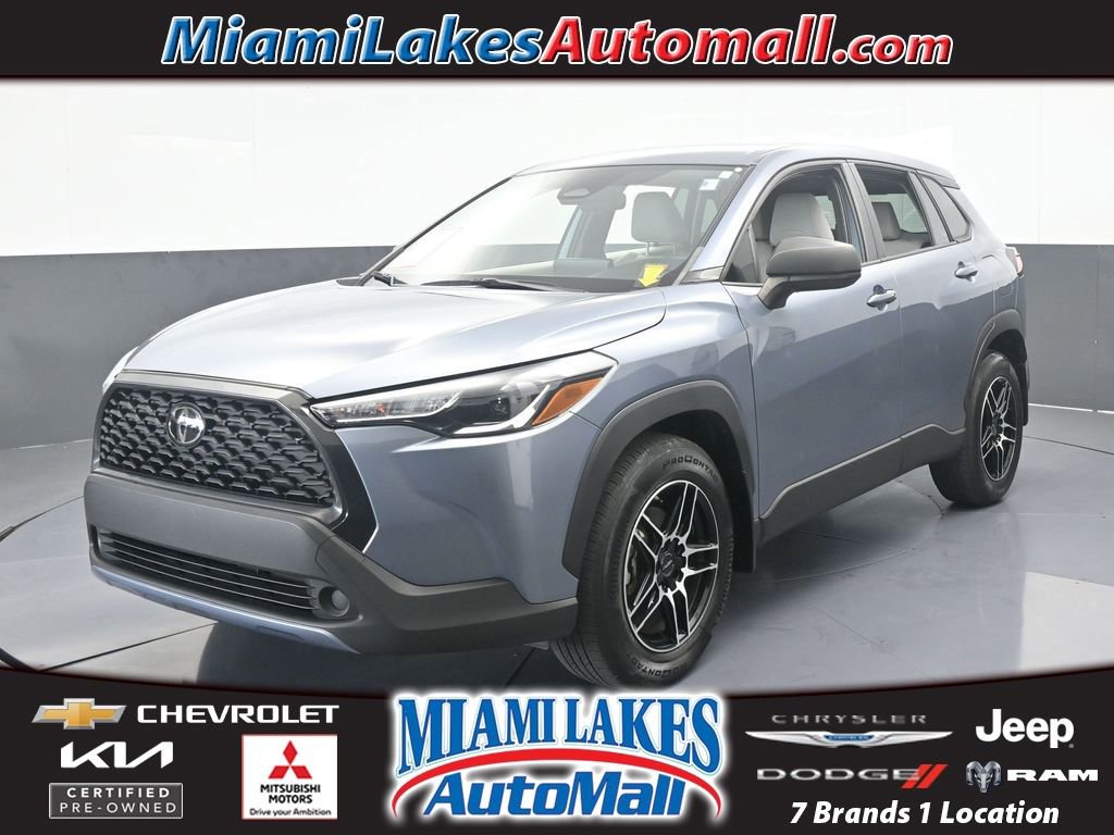 Used 2023 Toyota Corolla Cross L image 1