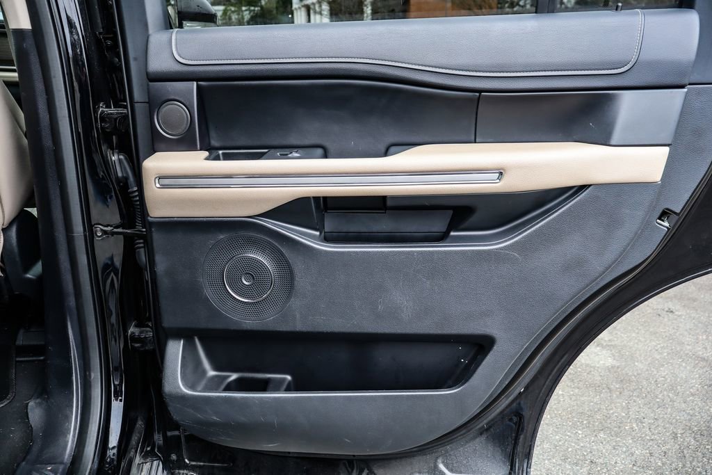 Used 2024 Ford Expedition Limited image 43