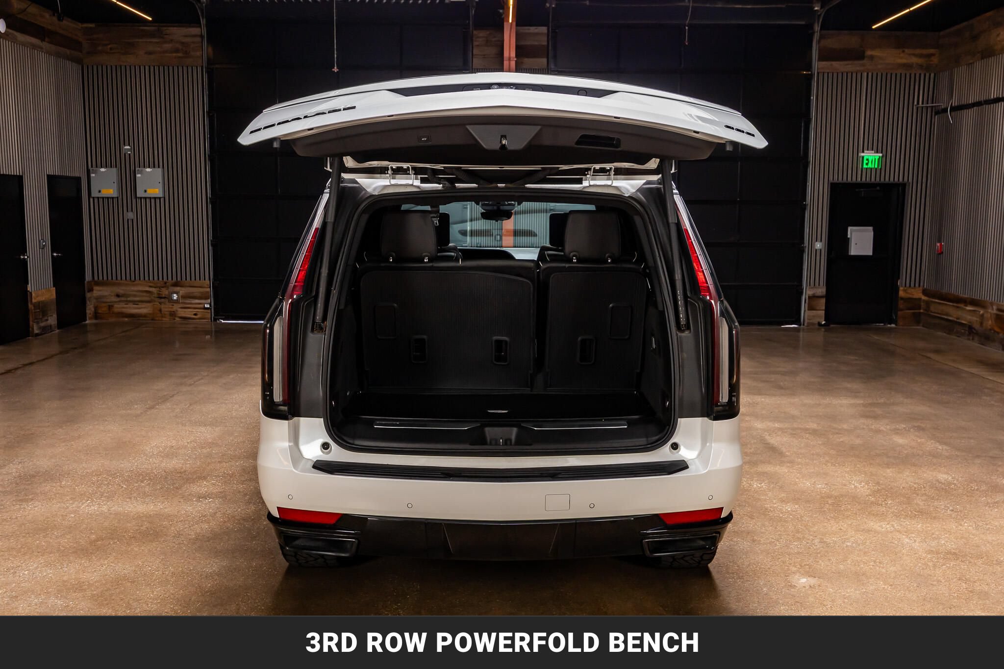 Used 2024 Cadillac Escalade Sport Platinum AWD/4WD image 8