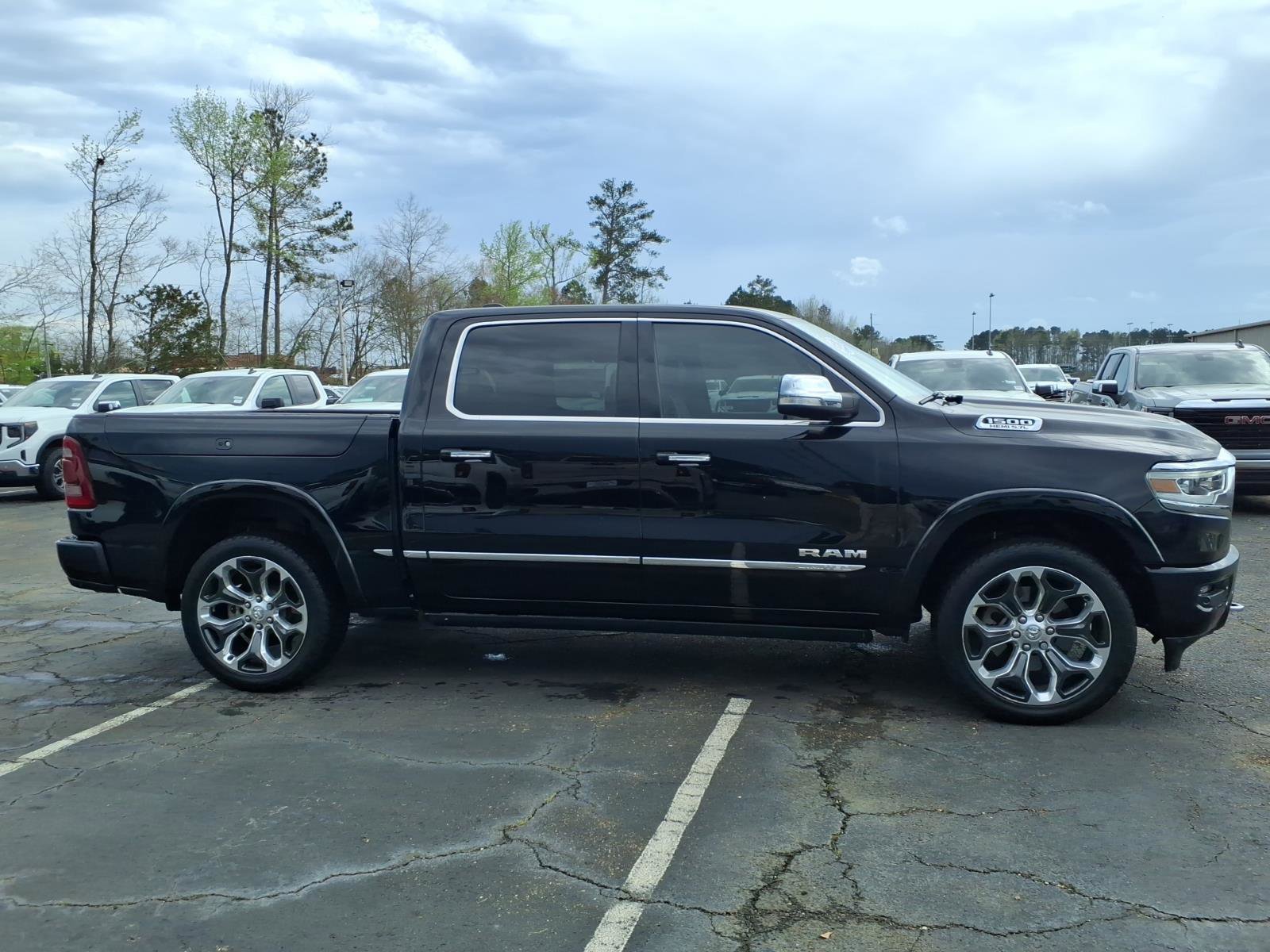 Used 2020 RAM 1500 Limited image 3