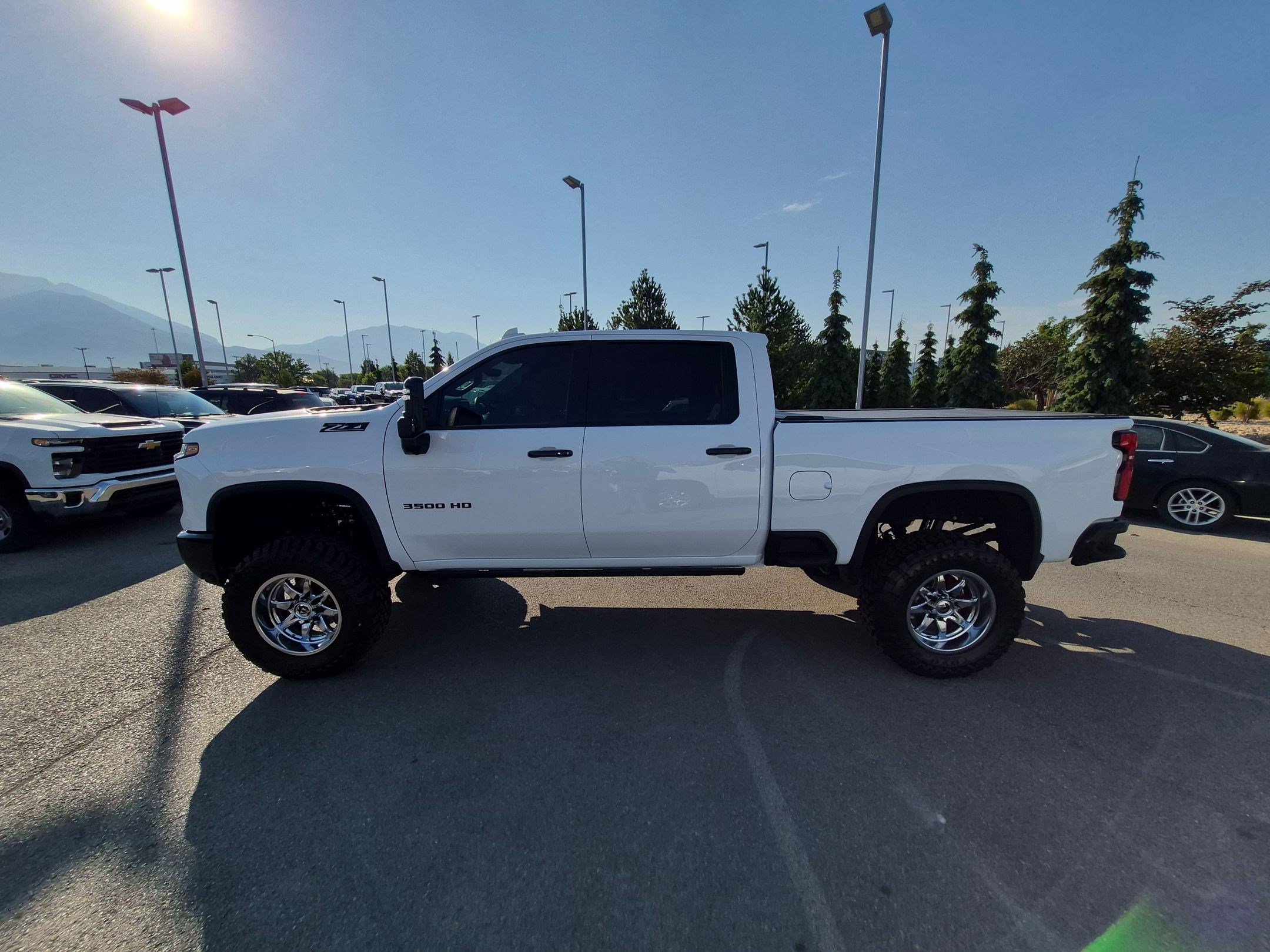 Used 2026 Chevrolet Silverado 3500 LTZ w/ Trail Boss Package AWD/4WD image 7