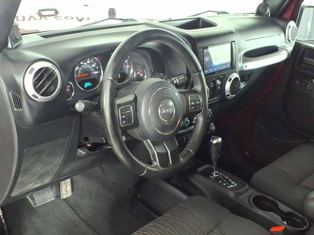 Used 2012 Jeep Wrangler Unlimited Sahara w/ Trailer Tow Group AWD/4WD image 15