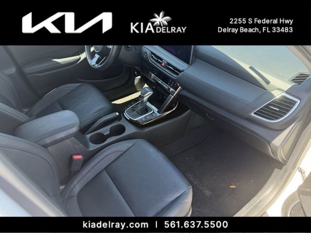 Used 2024 Kia Seltos EX image 10
