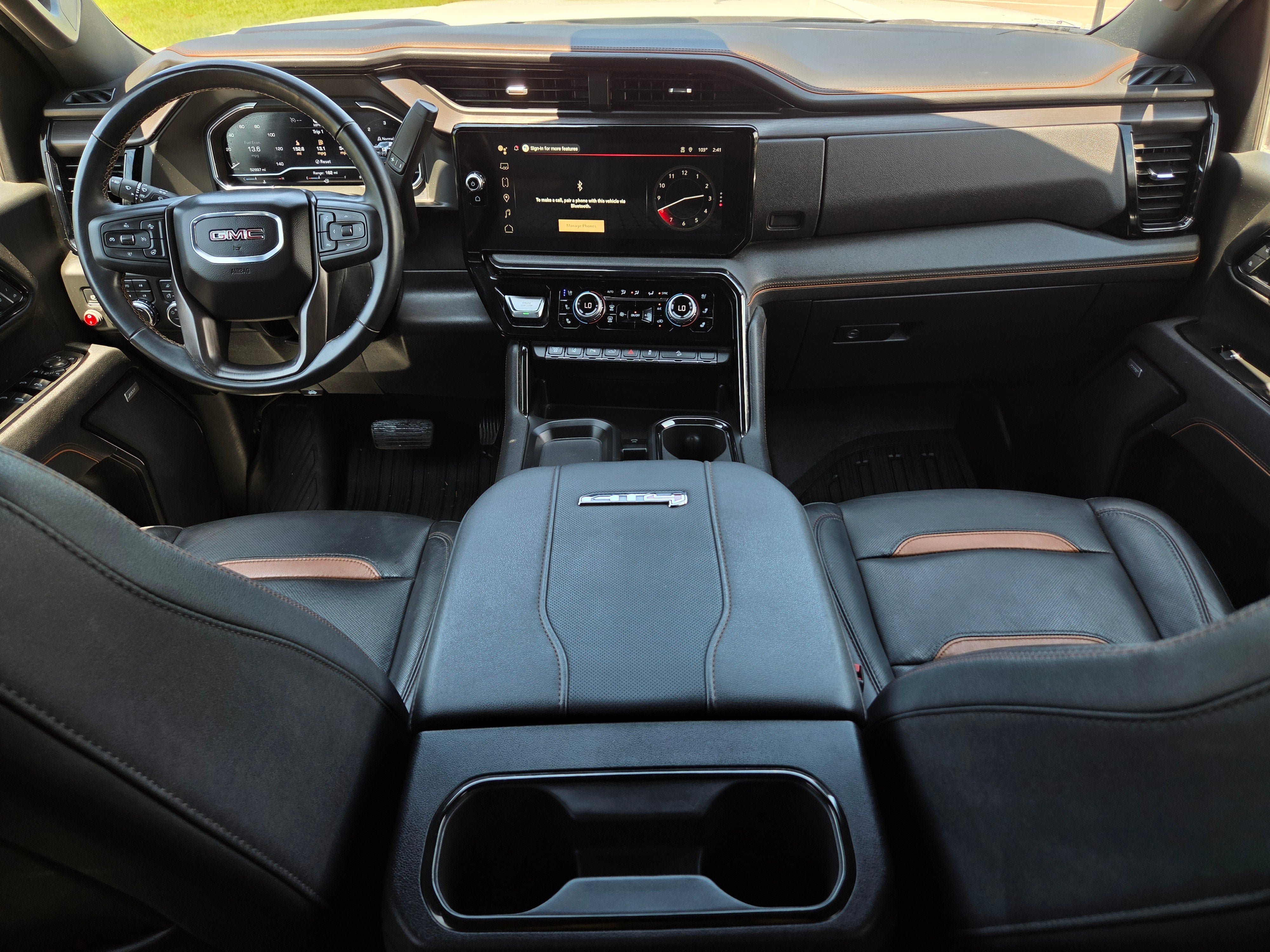 Used 2025 GMC Sierra 2500 AT4 w/ AT4 Premium Plus Package AWD/4WD image 59