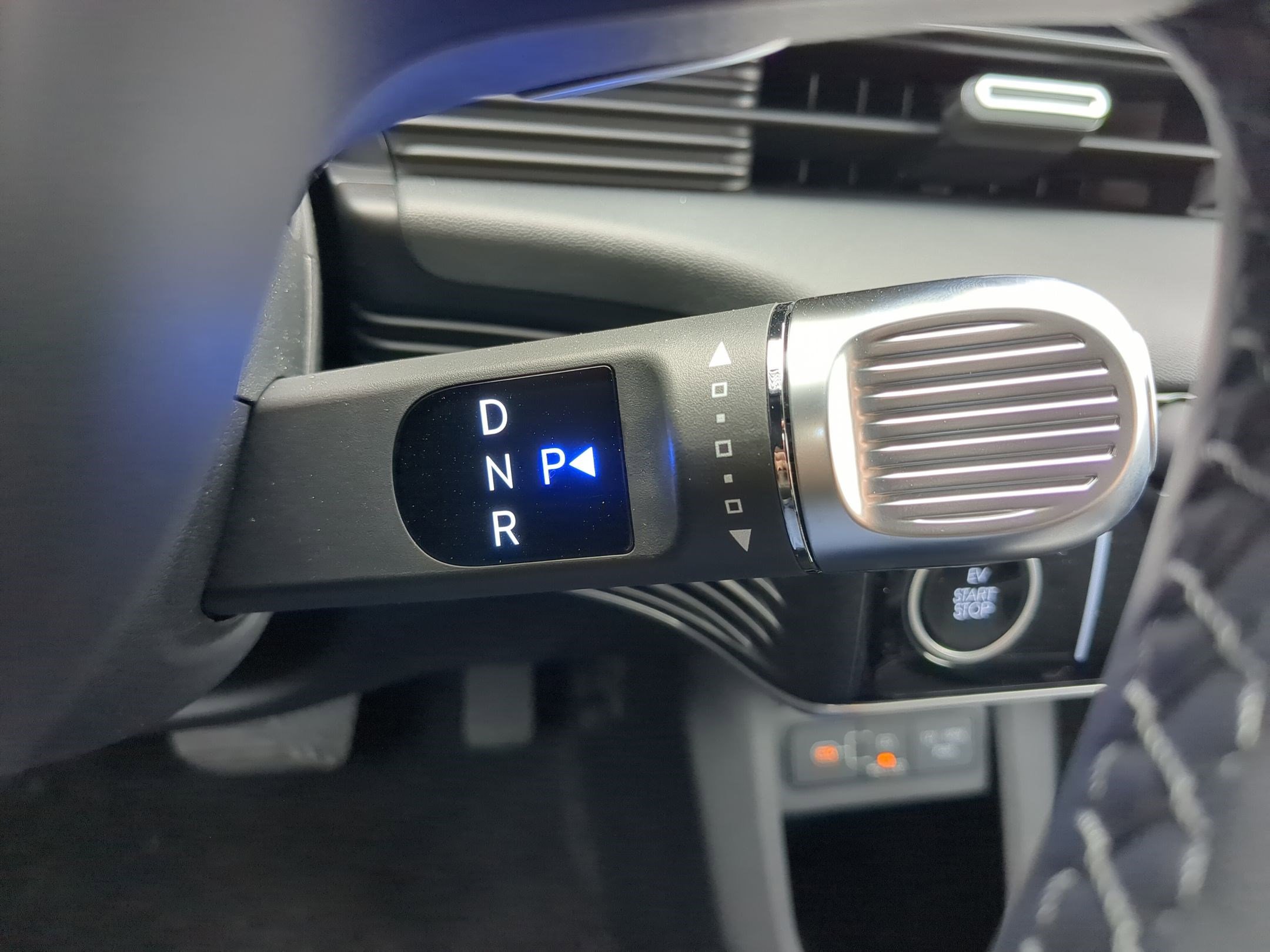 Certified 2025 Hyundai Ioniq 5 SEL image 28