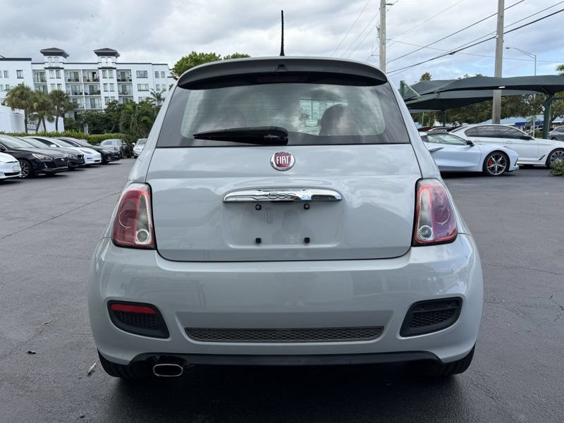 Used 2017 FIAT 500 Pop w/ Sport Appearance Package FWD image 3