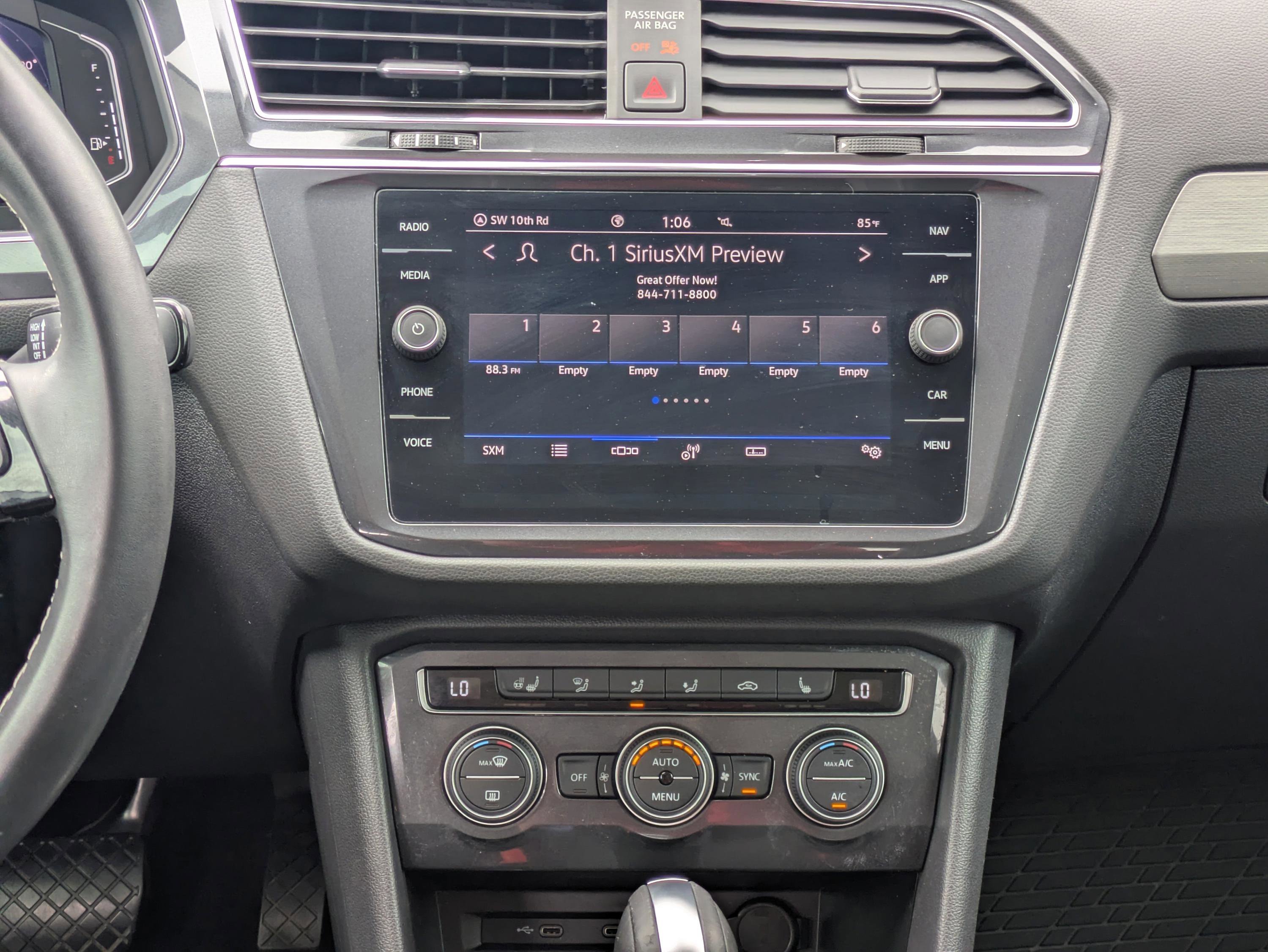 Used 2021 Volkswagen Tiguan SEL image 25