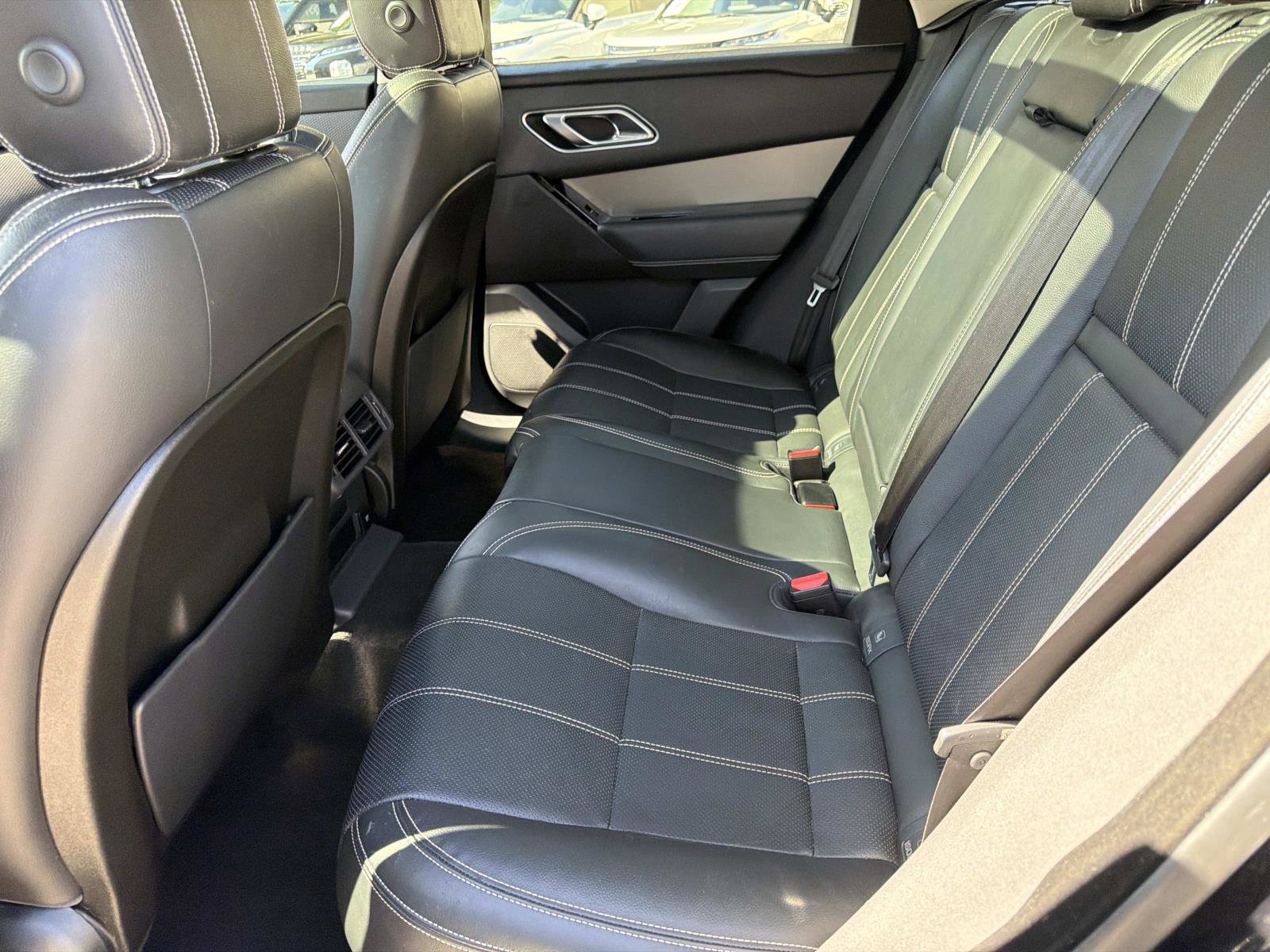 Used 2019 Land Rover Range Rover Velar S image 13