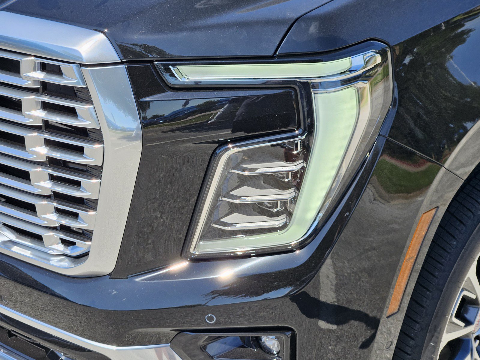 New 2026 GMC Yukon Denali w/ Advanced Technology Package AWD/4WD image 5