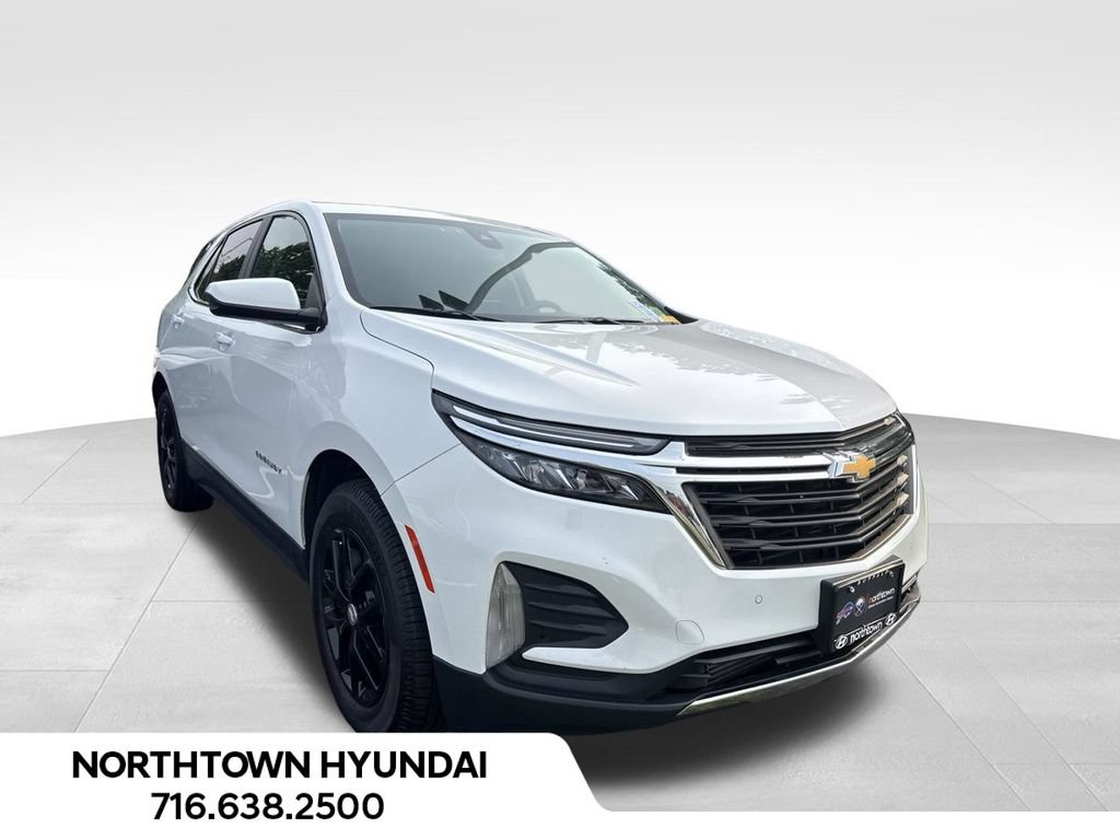 Used 2023 Chevrolet Equinox LT FWD image 2