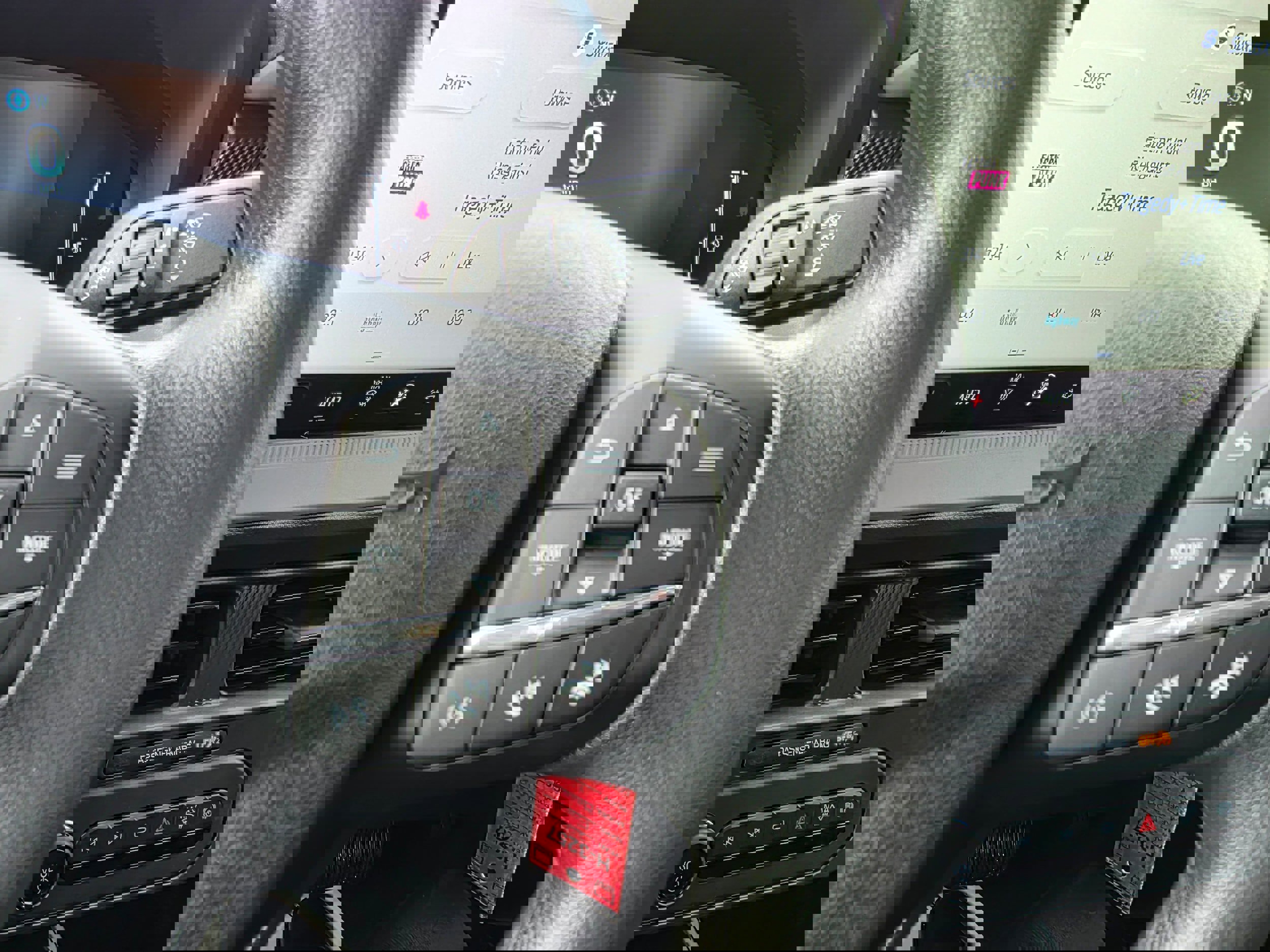 New 2026 Ford Maverick XL image 16