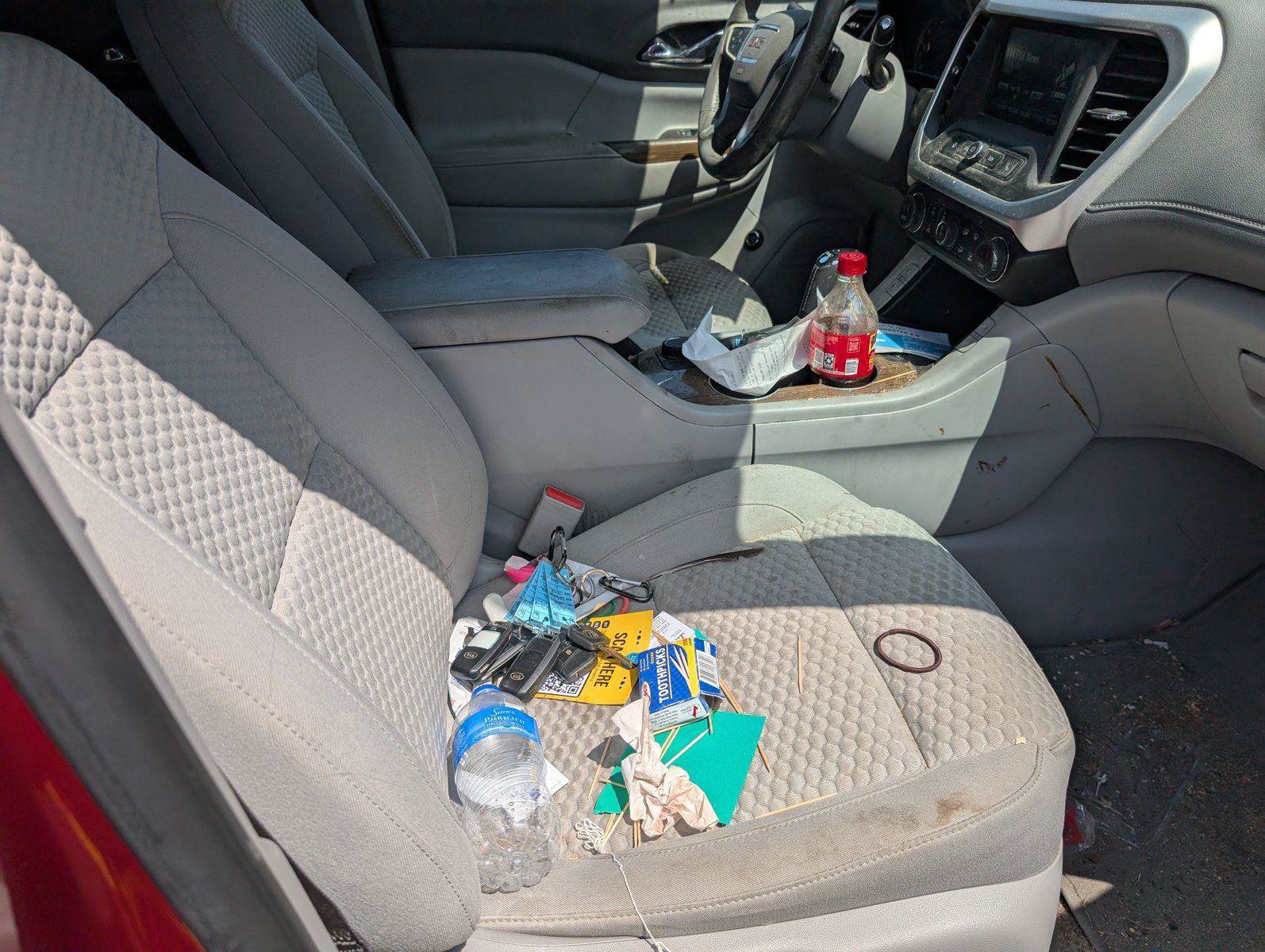 Used 2018 GMC Acadia SLE FWD image 37