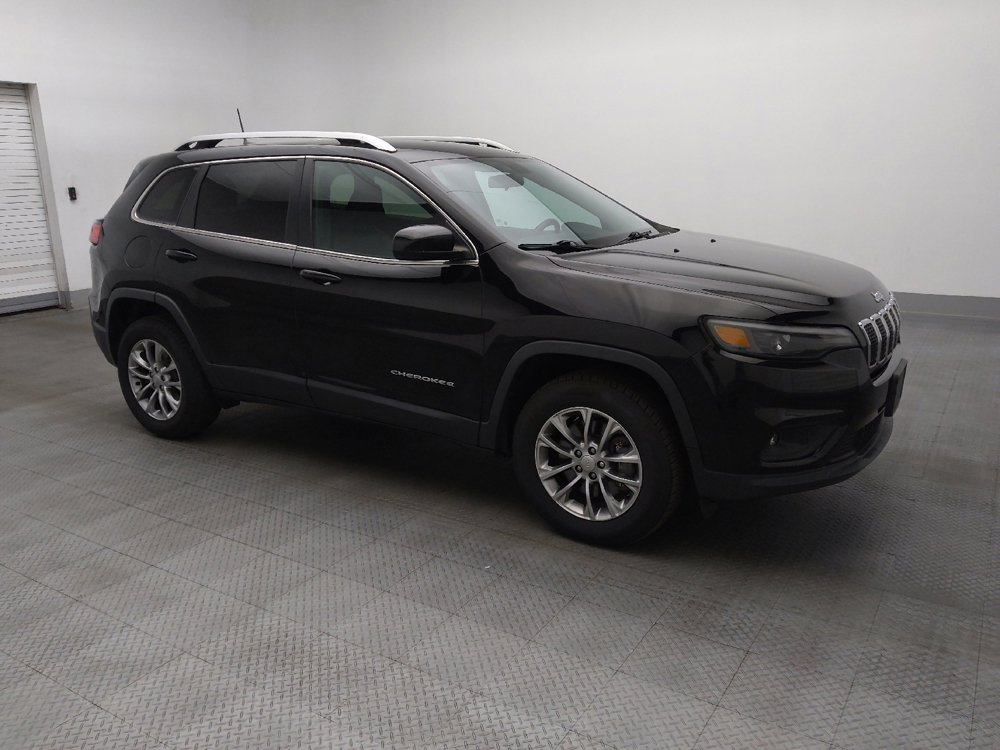 Used 2019 Jeep Cherokee Latitude Plus image 11