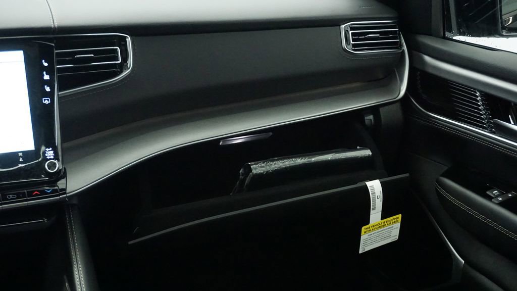 New 2026 Jeep Grand Wagoneer Limited image 24