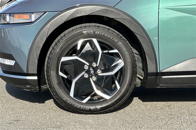 Used 2024 Hyundai Ioniq 5 SE image 32