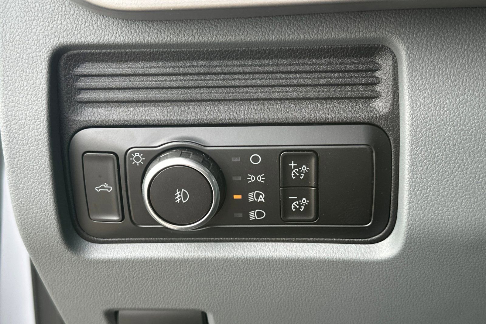 New 2026 Ford F550 4x4 Regular Cab Super Duty image 27