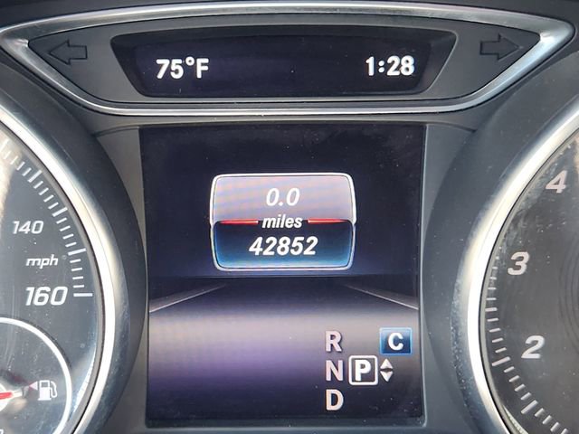 Used 2018 Mercedes-Benz CLA 250 4MATIC image 31