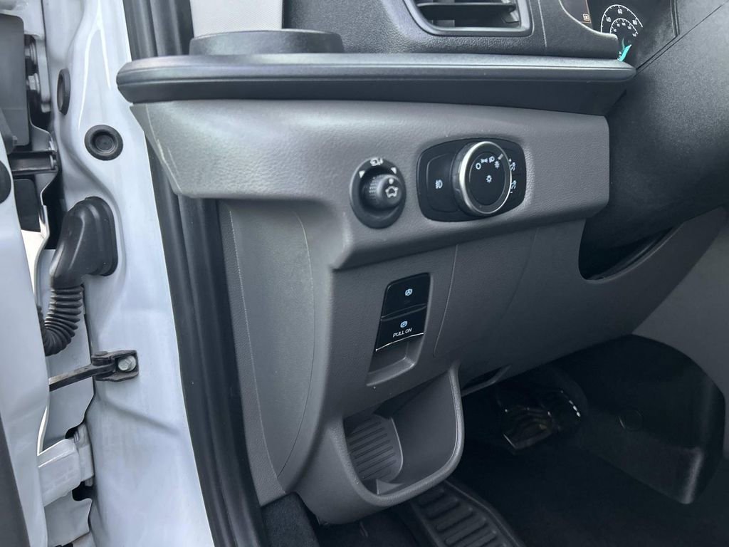 Used 2023 Ford Transit 350 XLT image 20
