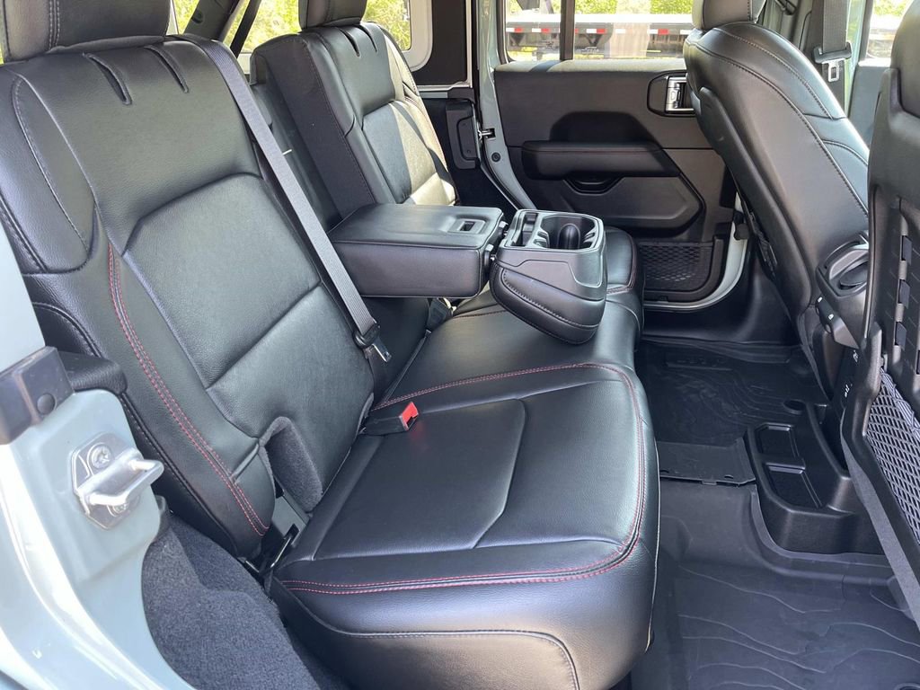 Used 2023 Jeep Wrangler Unlimited Rubicon image 22