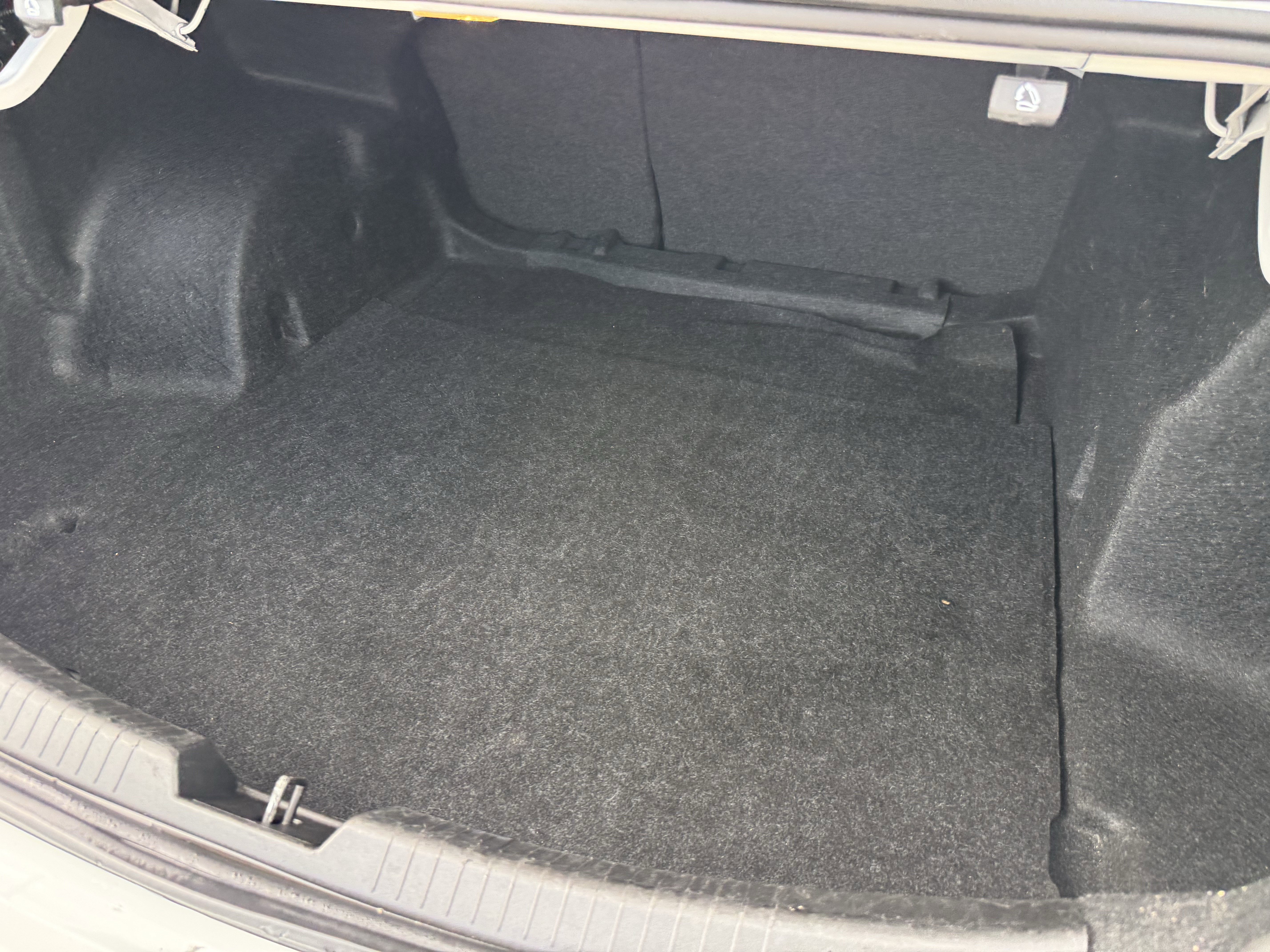 Used 2024 Chevrolet Malibu LT FWD image 31