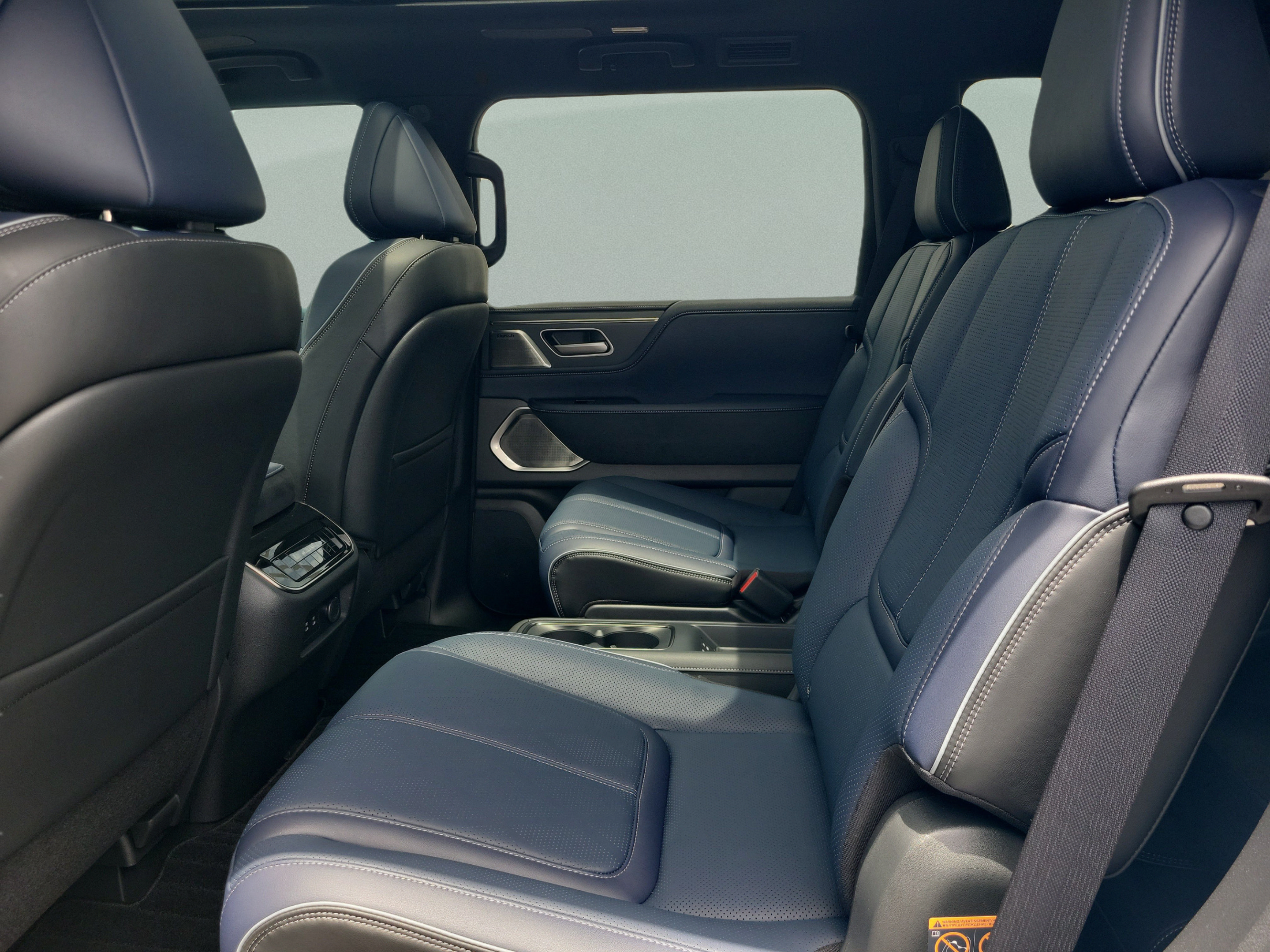 New 2026 INFINITI QX80 4WD image 25