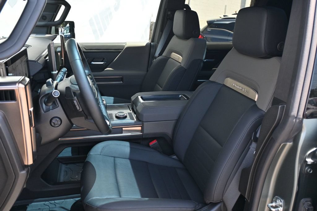 Used 2024 GMC Hummer EV 3X AWD/4WD image 17