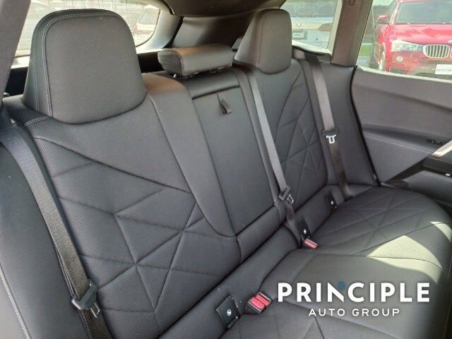 New 2023 BMW iX xDrive50 w/ Premium Package image 11