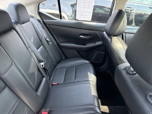 Used 2025 Nissan Sentra SR w/ SR Premium Package FWD image 12