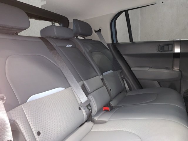New 2027 Kia EV3 Wind FWD image 5