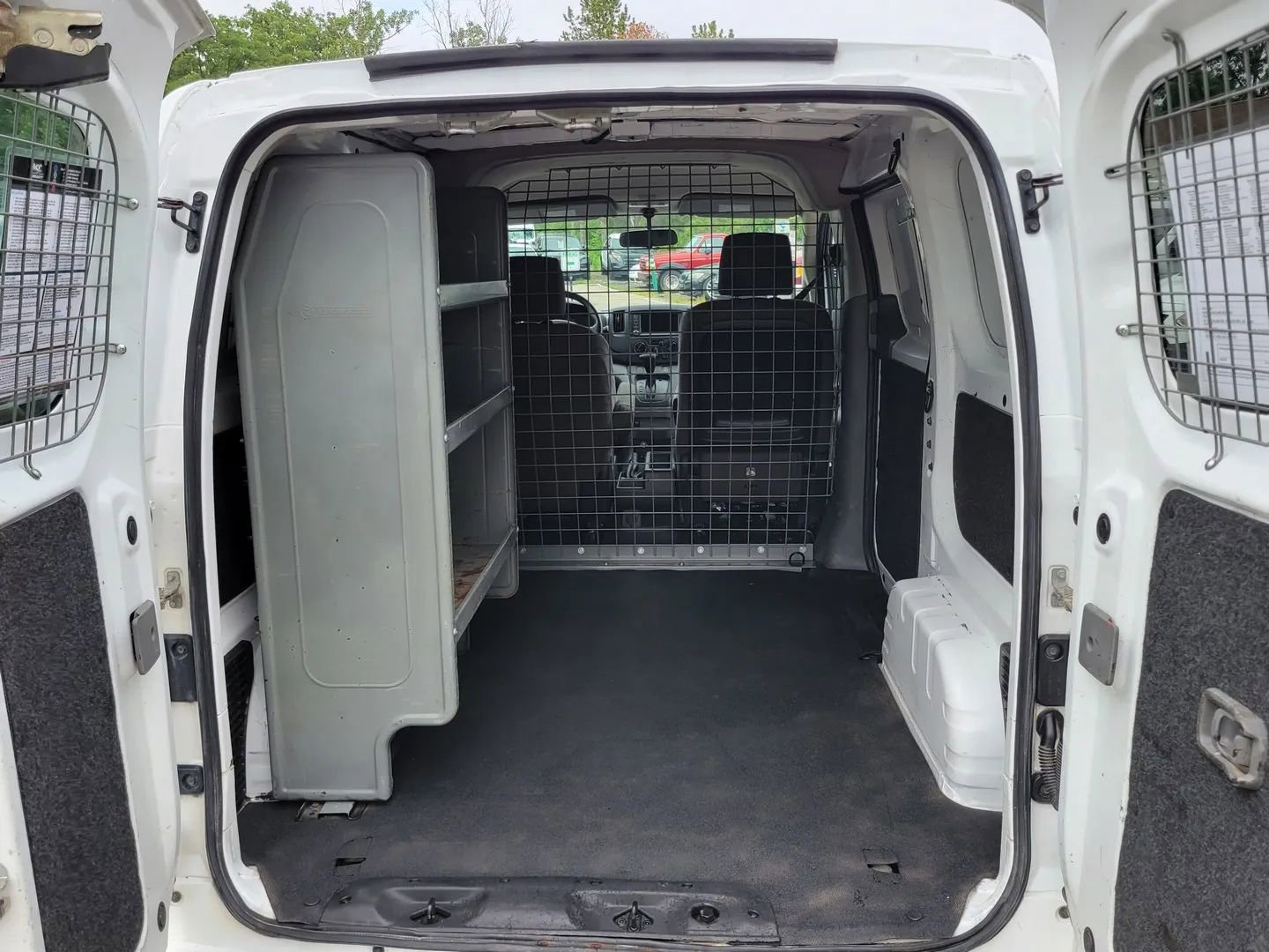 Used 2021 Nissan NV200 SV w/ Back Door Glass Package image 11