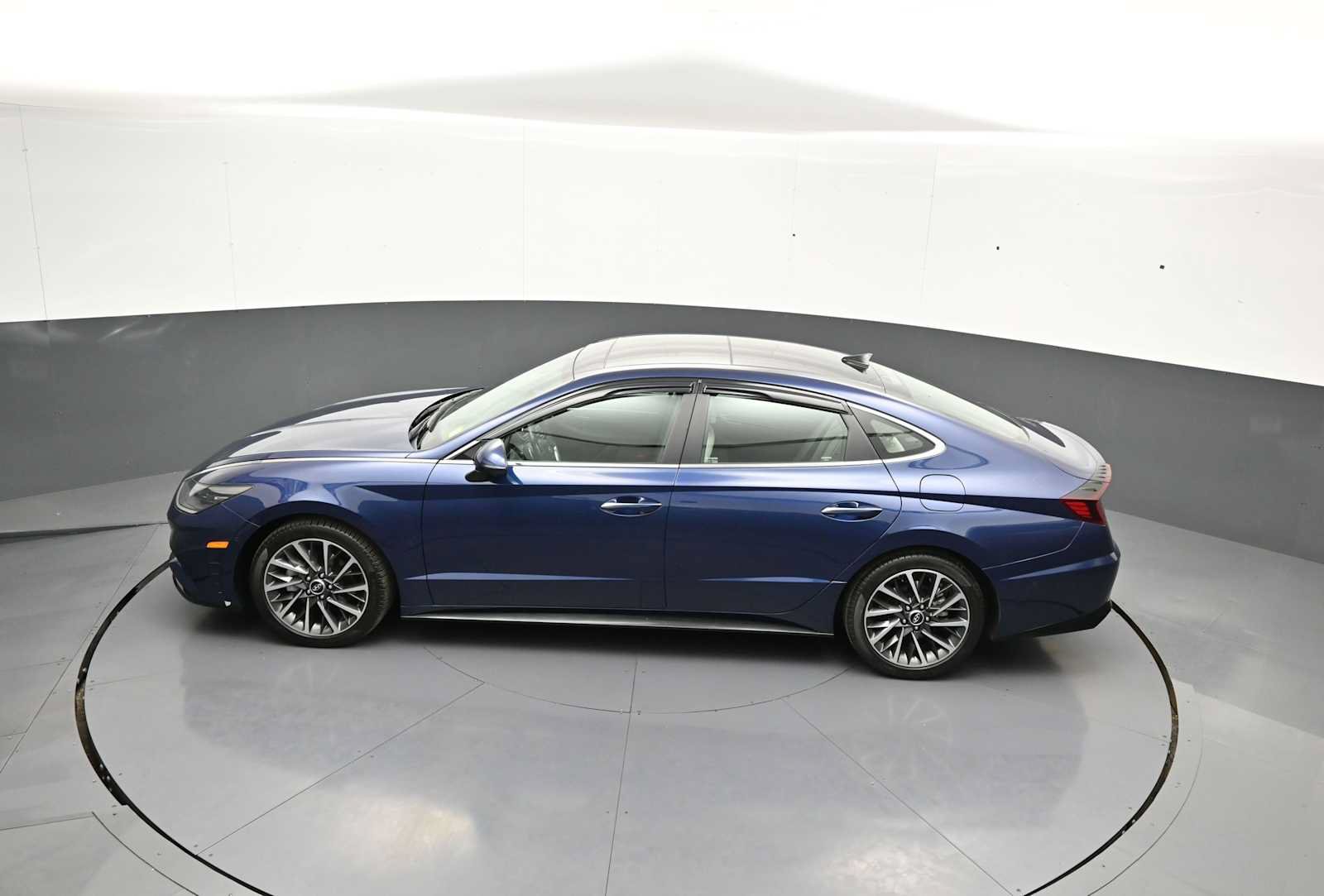 Certified 2022 Hyundai Sonata Limited FWD image 42