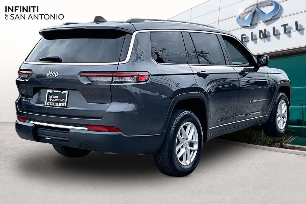Used 2024 Jeep Grand Cherokee L Laredo AWD/4WD image 2