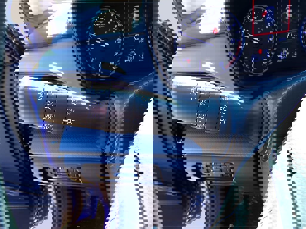 Certified 2025 Subaru Crosstrek 2.5i Limited image 22