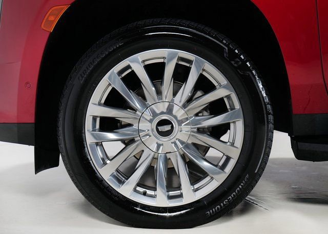 Used 2024 Cadillac Escalade Premium Luxury image 9