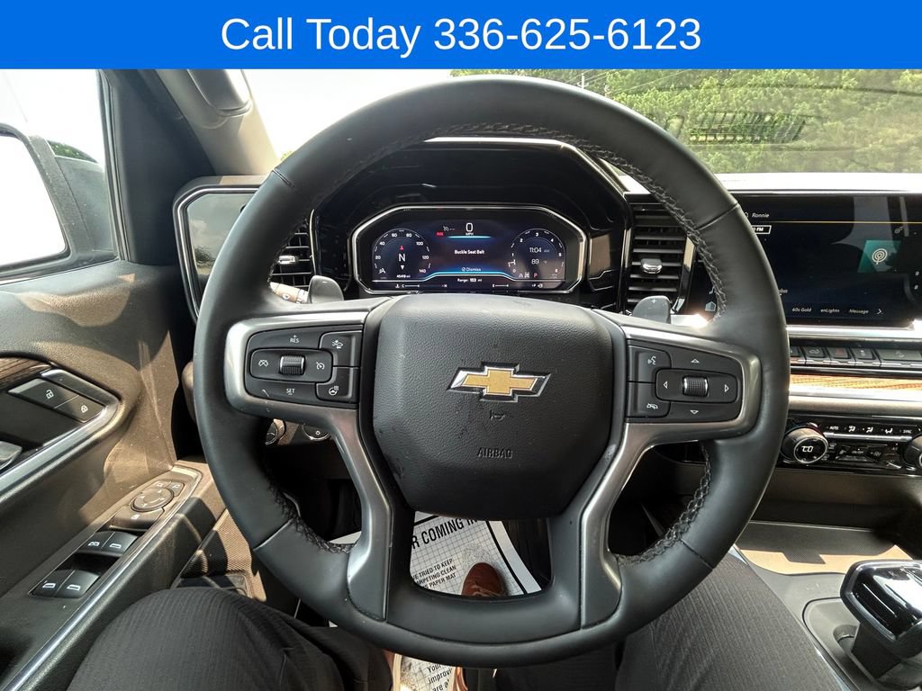 Used 2024 Chevrolet Silverado 1500 LT AWD/4WD image 25