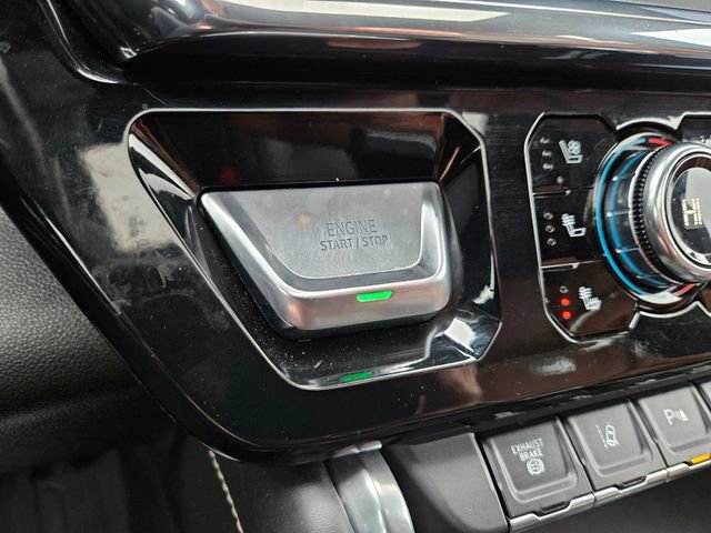 Used 2024 GMC Sierra 3500 Denali Ultimate AWD/4WD image 29