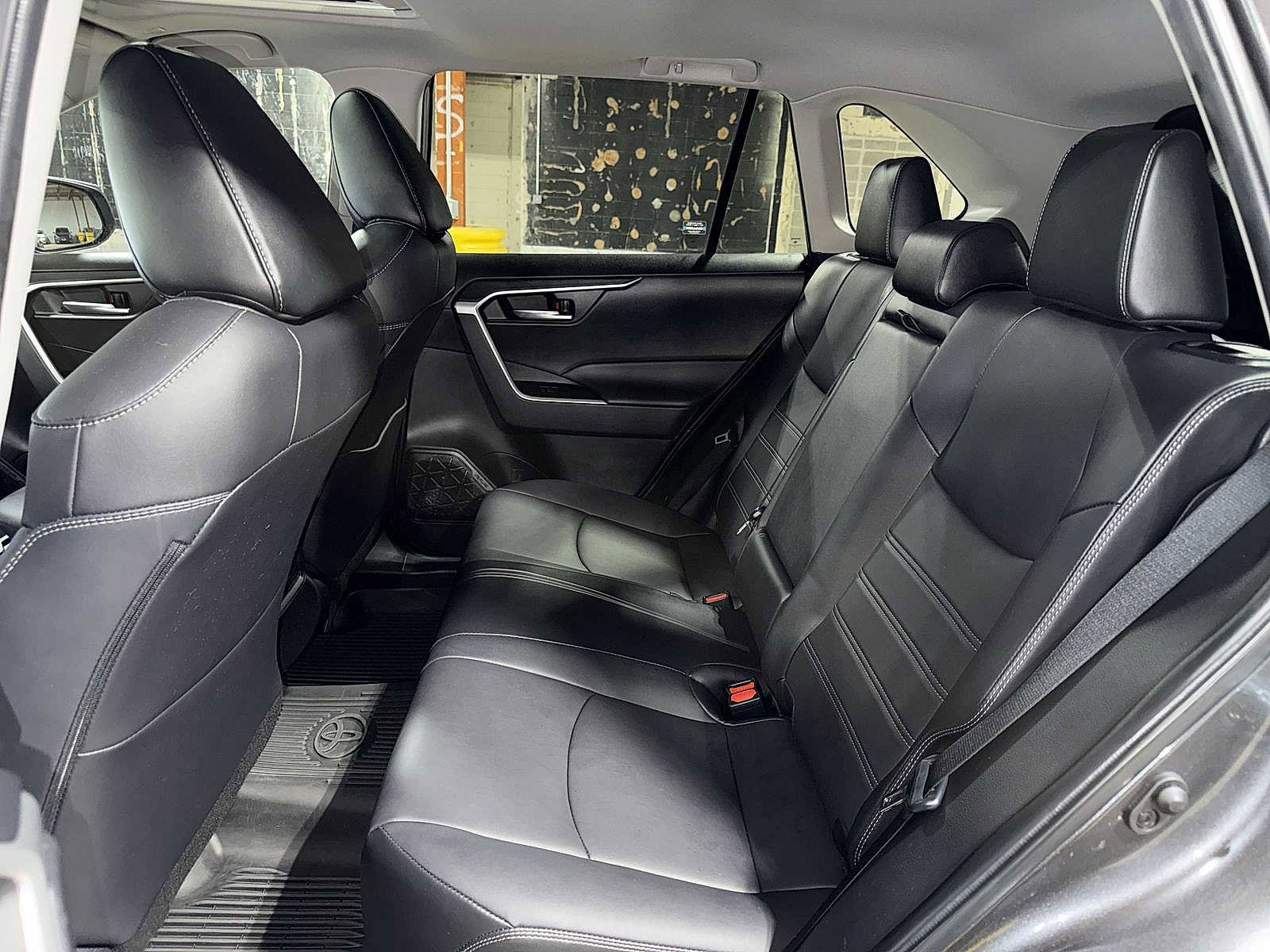 Certified 2023 Toyota RAV4 XLE Premium AWD/4WD image 17