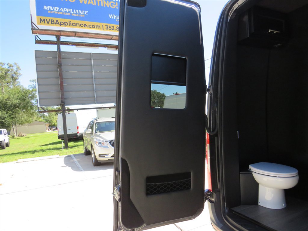 Used 2022 Mercedes-Benz Sprinter 4500 w/ Parking Package image 14